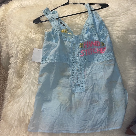 Shirt - Picture 4 of 5